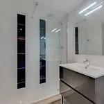 ريزدهوتيل ليه كورالينز