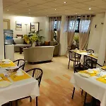 Aparthotel Residhotel Les Coralynes 3*