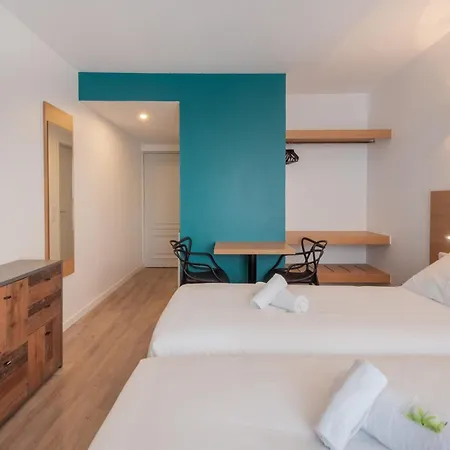 Residhotel Les Coralynes 3* קאן