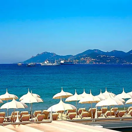 Residhotel Les Coralynes 3* Cannes
