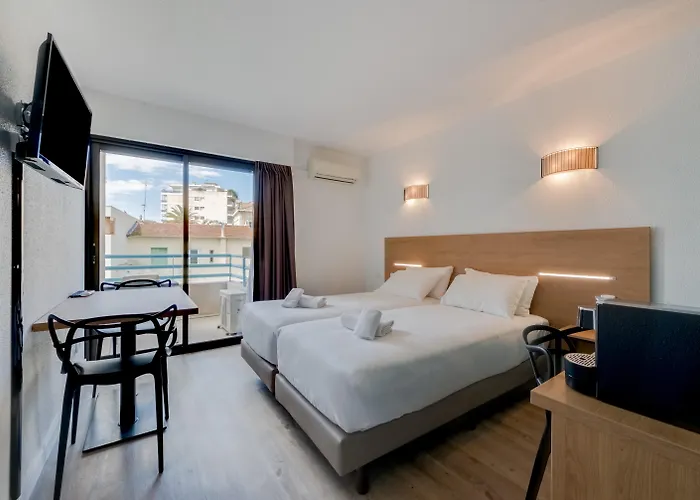 Appart hôtel Residhotel Les Coralynes