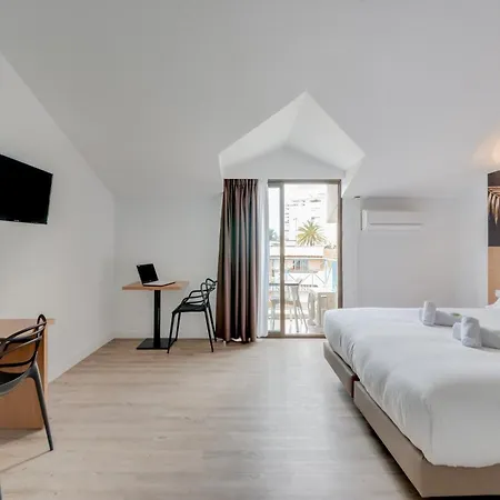 Residhotel Les Coralynes 3* Cannes