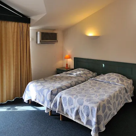 Hotel apartamentowy Residhotel Les Coralynes Cannes